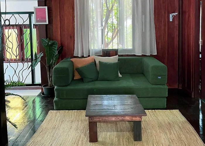Jujuhome Koh Tao Cozy Wooden Home